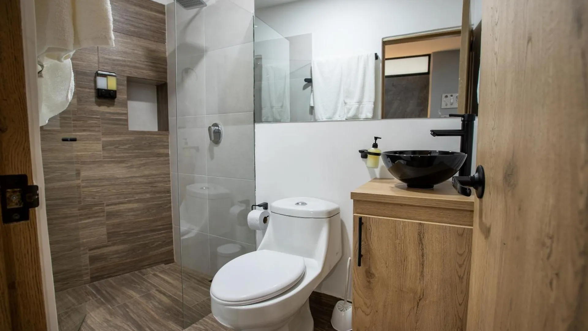 Level Coliving Apartman Medellín